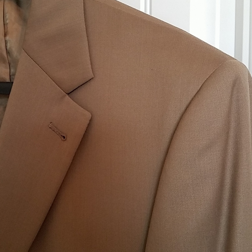 Jo's  A. Banks Men's business suit